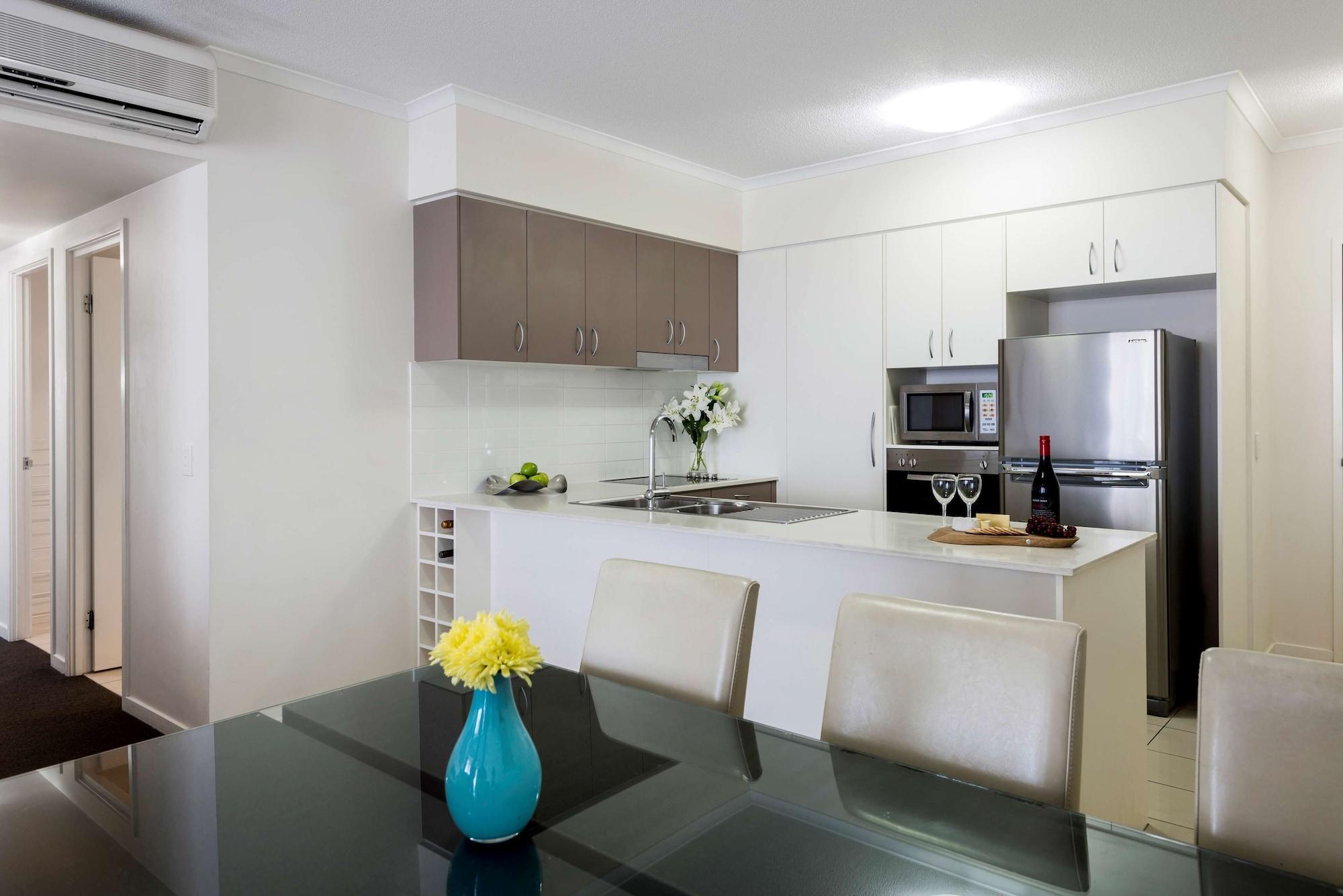 Oaks Ipswich Aspire Suites Esterno foto
