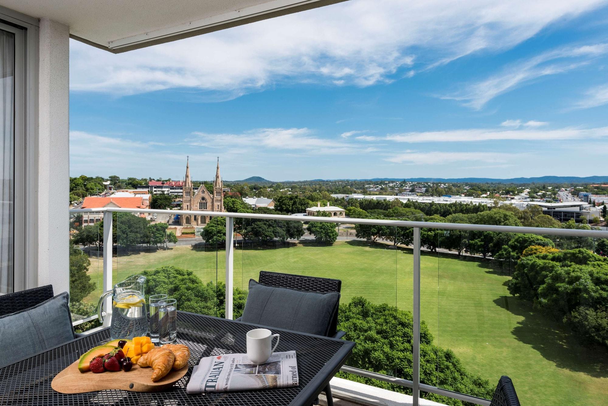 Oaks Ipswich Aspire Suites Esterno foto