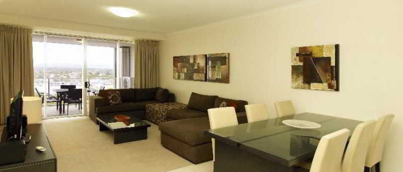 Oaks Ipswich Aspire Suites Esterno foto