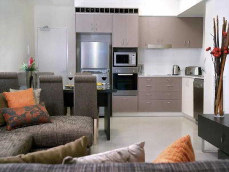 Oaks Ipswich Aspire Suites Esterno foto