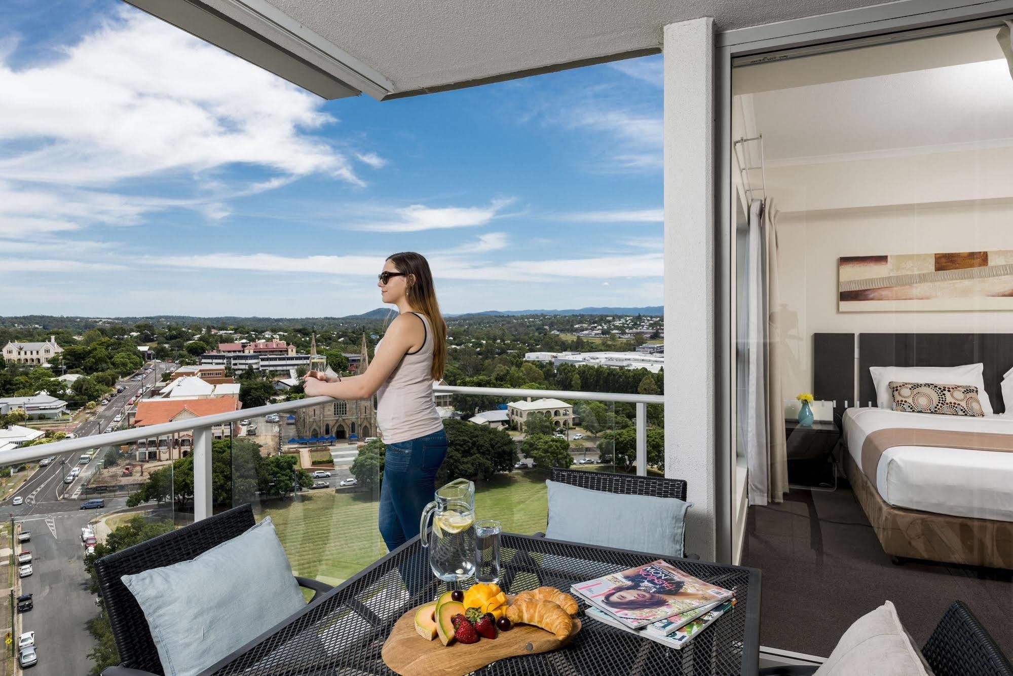 Oaks Ipswich Aspire Suites Esterno foto